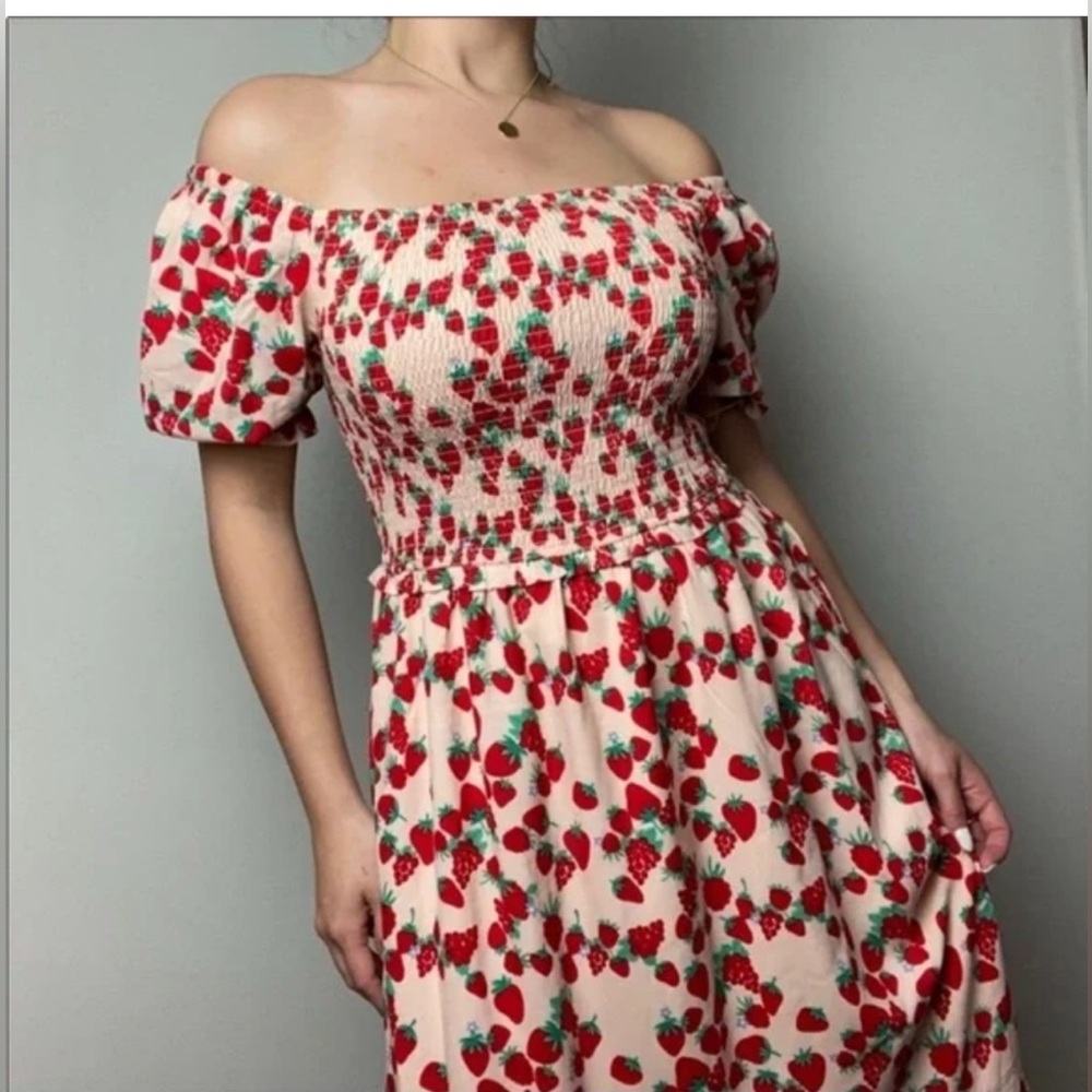 Betsey Johnson Dress XS Strawberry Fields Smocked Tiered Red Pink Cottage - Picture 3 of 12